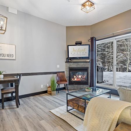 Nature'S Nook By Instant Suites Pool & Hottub Canmore Exteriör bild